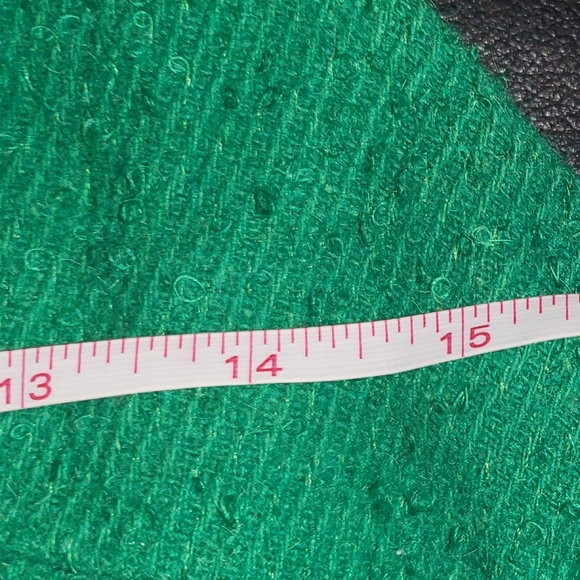 VINTAGE PETIT Handmade Emerald ILGWU 1980s Kelly Green Mohair Suit, Small/Petite - Picture 13 of 16